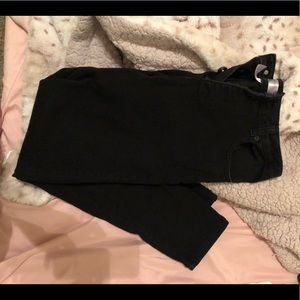 No boundaries black jegging type jeans